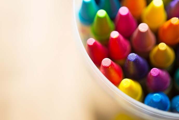 Diverse crayons | Hill Dickinson
